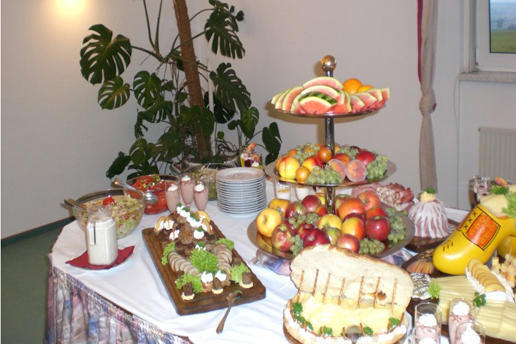 Greenline Hotel Hellfeld Neubrandenburg Bagian luar foto