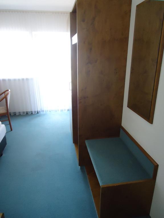 Greenline Hotel Hellfeld Neubrandenburg Ruang foto